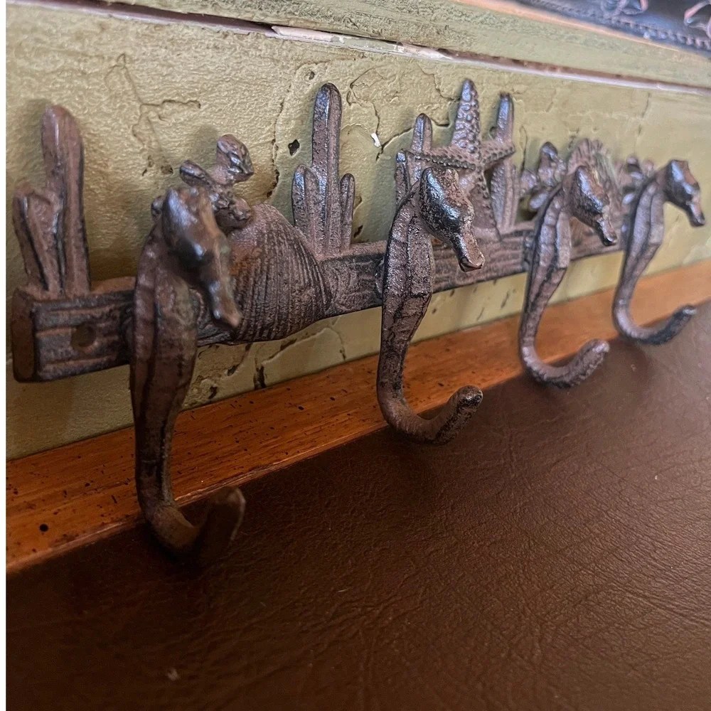 Nautical Cast Iron Wall Hook Rack Coastal Beach Shell Seahorse Starfish Decor